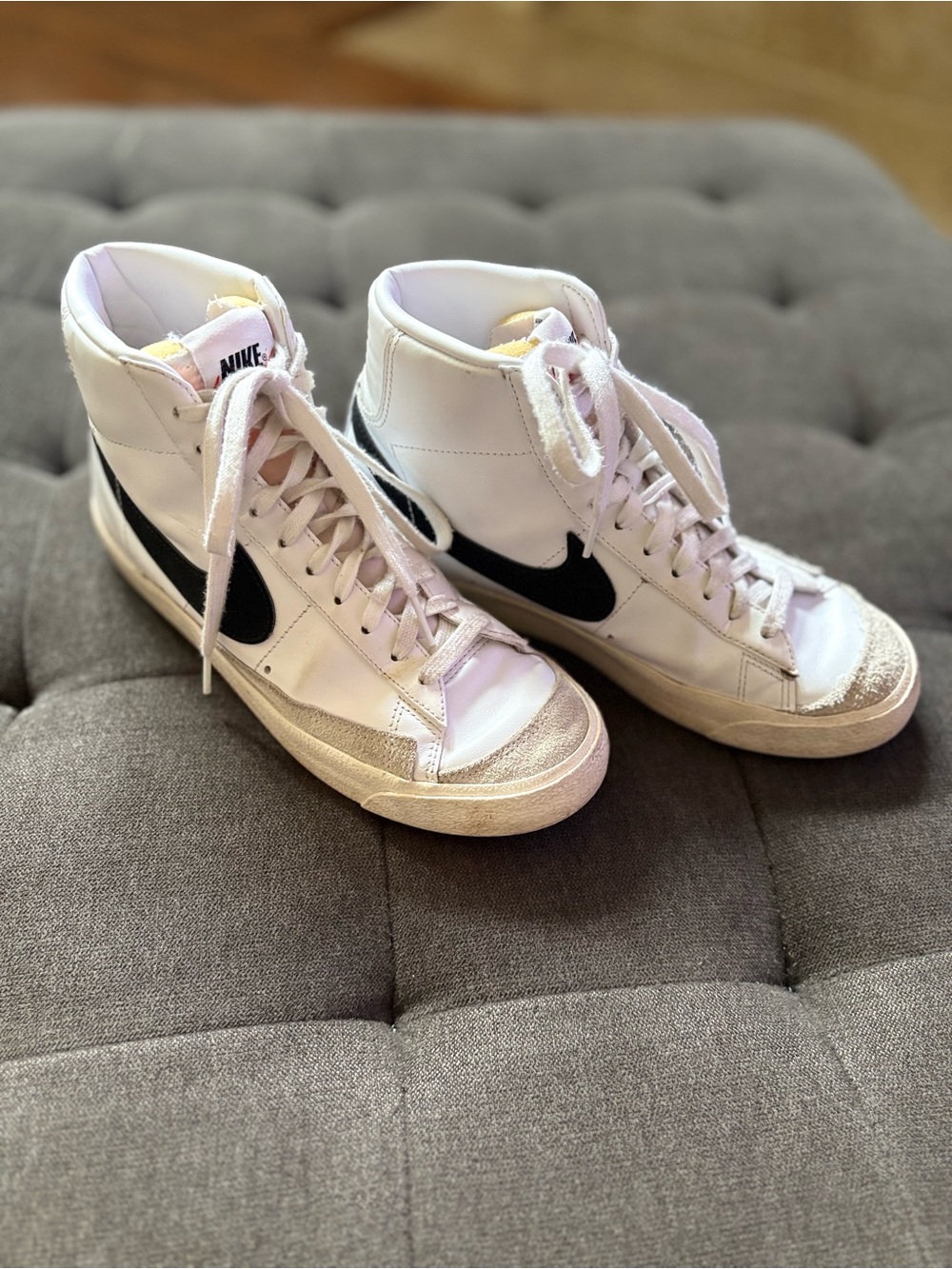Nike Blazer Mid '77 | Black & White | Womens 8